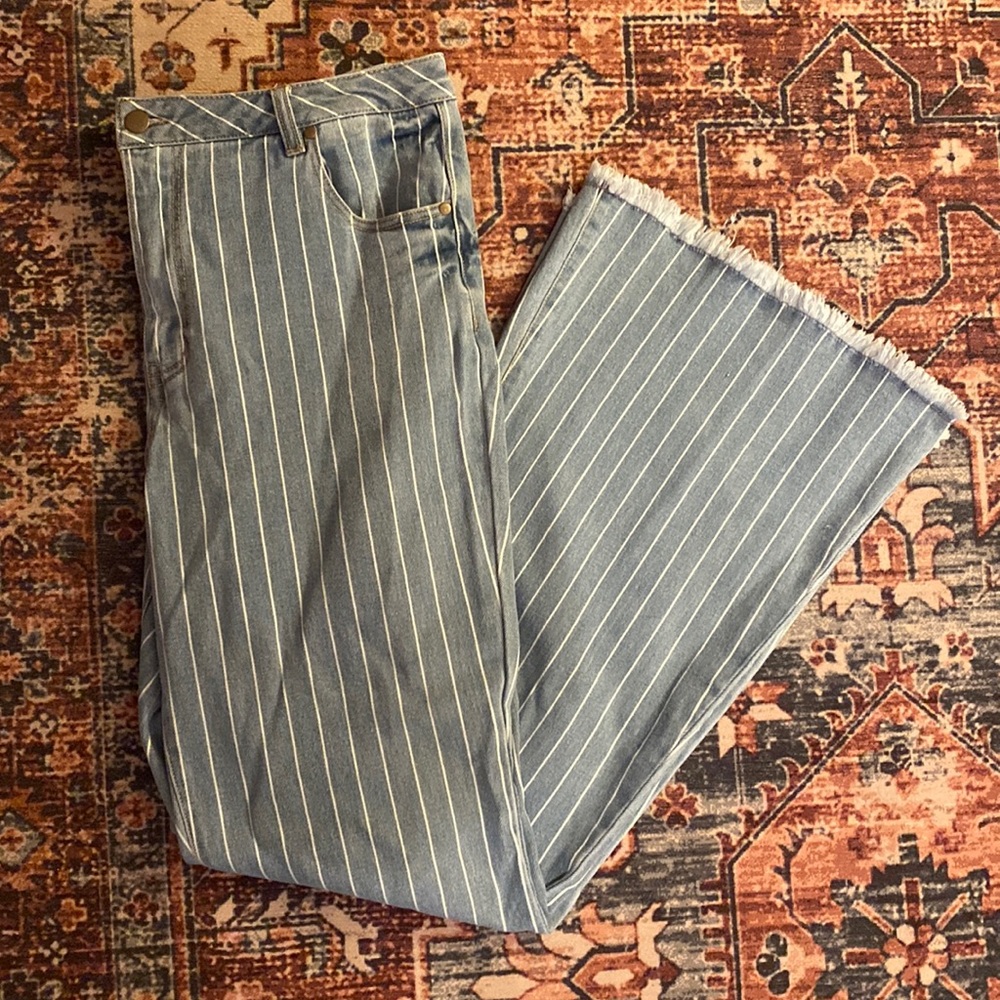 NWOT Versona Striped Flare Jeans